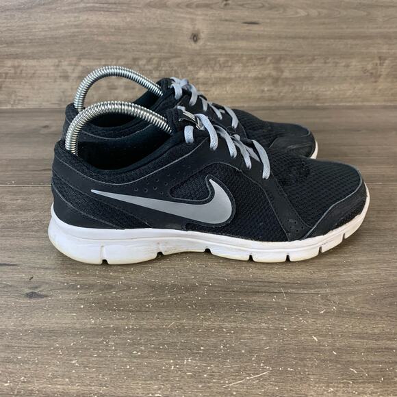 Nike Womens Flex Experience RN 2 Running Shoes Sneakers Size 8 599548-005 Black - Picture 1 of 13